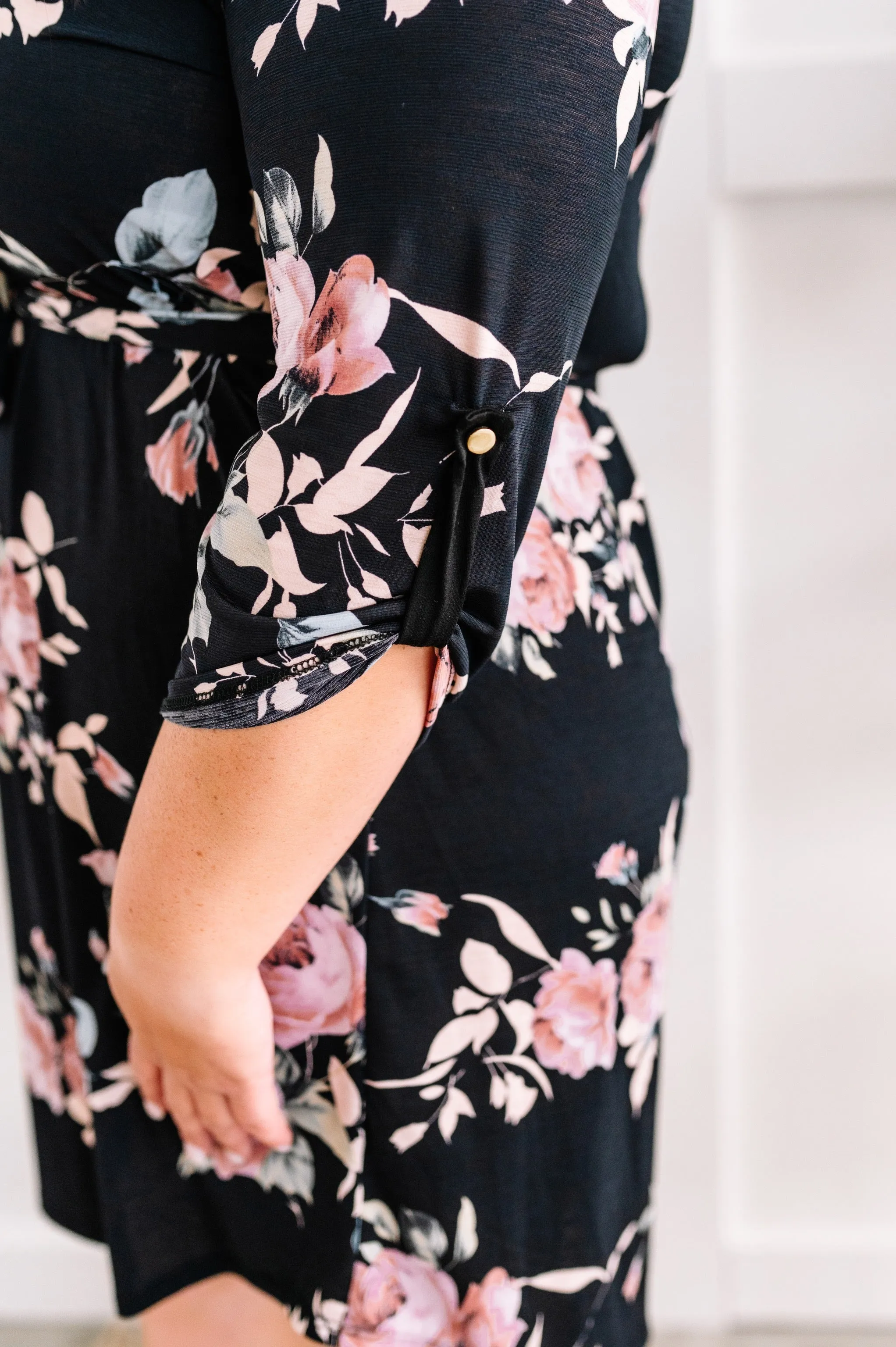 Floral Gabby Dress With Tie Belt In Black