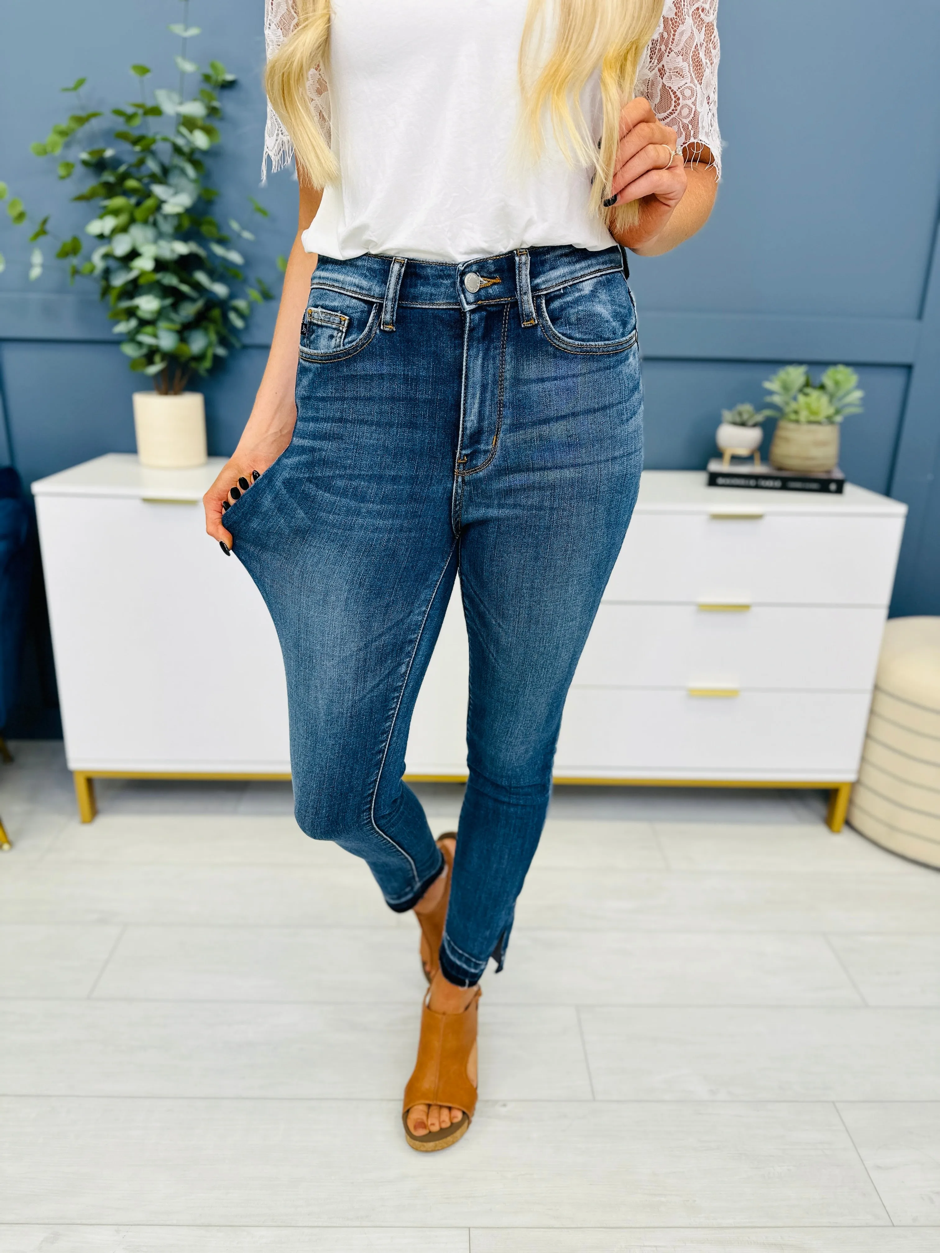 Judy Blue REG/CURVY You Can't Slit With Us Side Slit Skinny Jeans