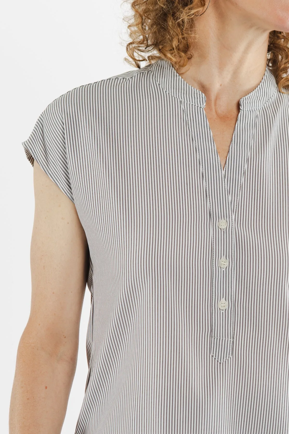 Ladd Blouse / Grey Stripe