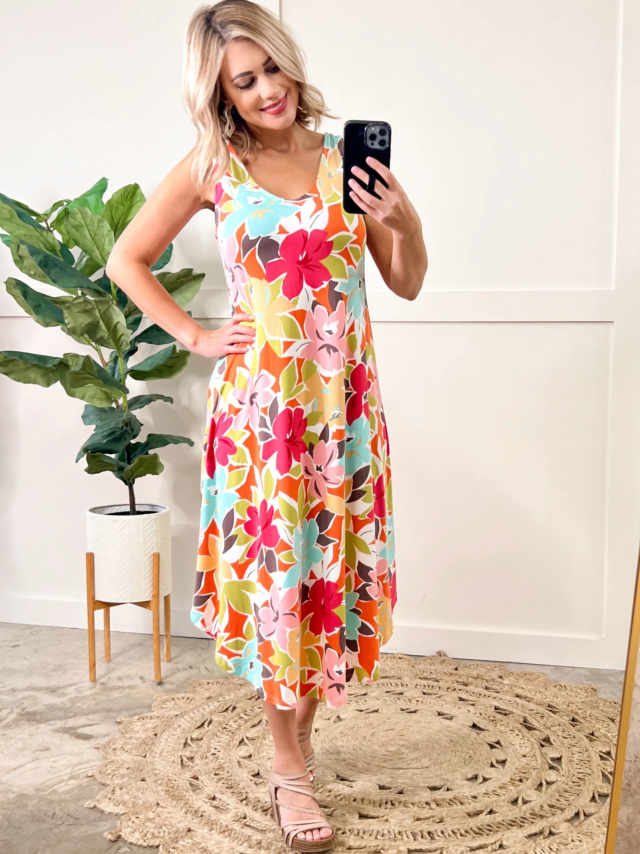 Sleeveless Midi Dress In Colorful Florals