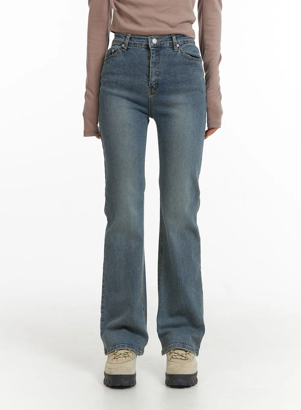 Slim Fit Bootcut Jeans CJ426