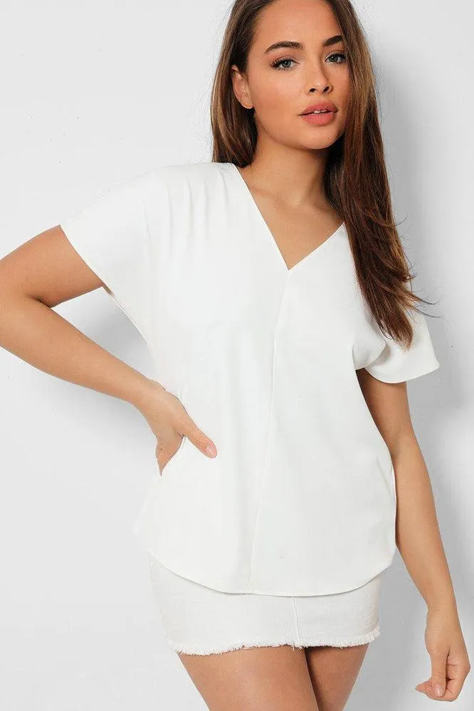 White Classic V-Neck Shortsleeved Top