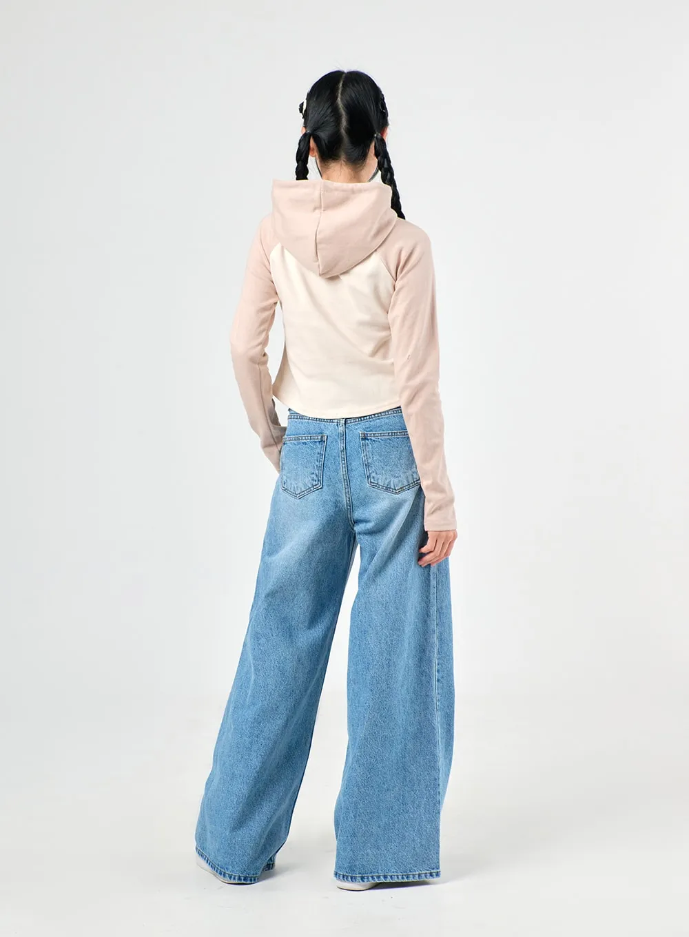 Wide-Leg Flare Jeans IJ430